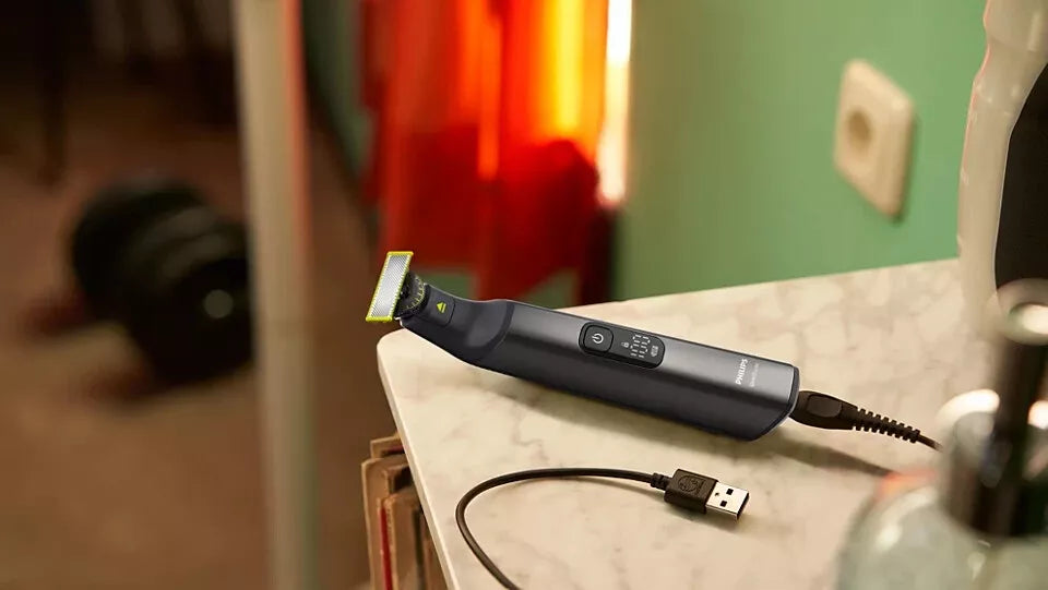 PHILIPS ONEBLADE 360 QP6652/61 KIT REGOLABARBA + BODY